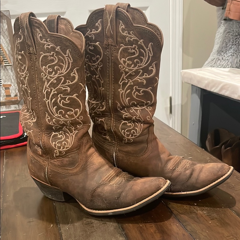 Brown Embroidered Cowboy Boots